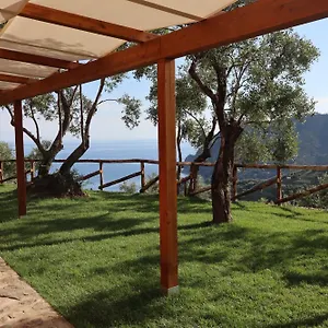 https://locanda-a-ca-du-gigante.hotelitalianriviera.com