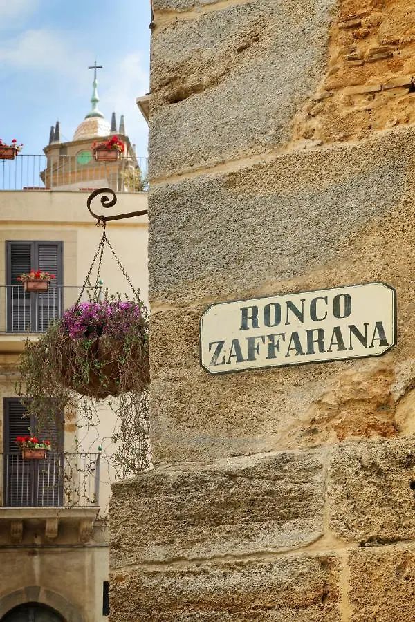 B&B Ronco Zaffarana Caltagirone Bed & Breakfast