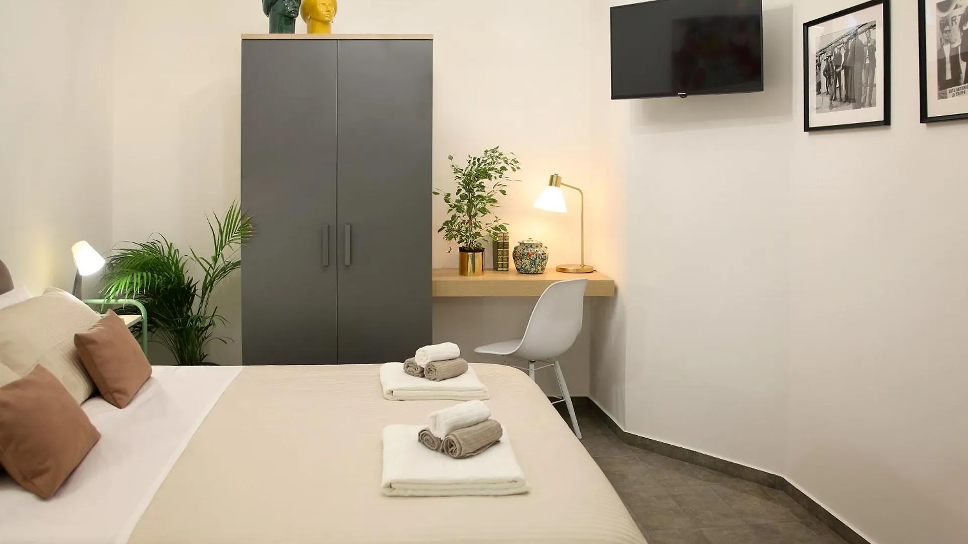 Bed & Breakfast B&B Ronco Zaffarana Caltagirone Italy